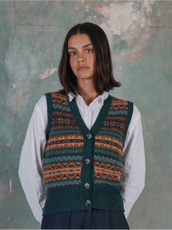 Pyne & Smith Sweaters - SOLD NWT SMALL Pyne & Smith Eribé Fair Isle Merino Wool Waistcoat in Prelude